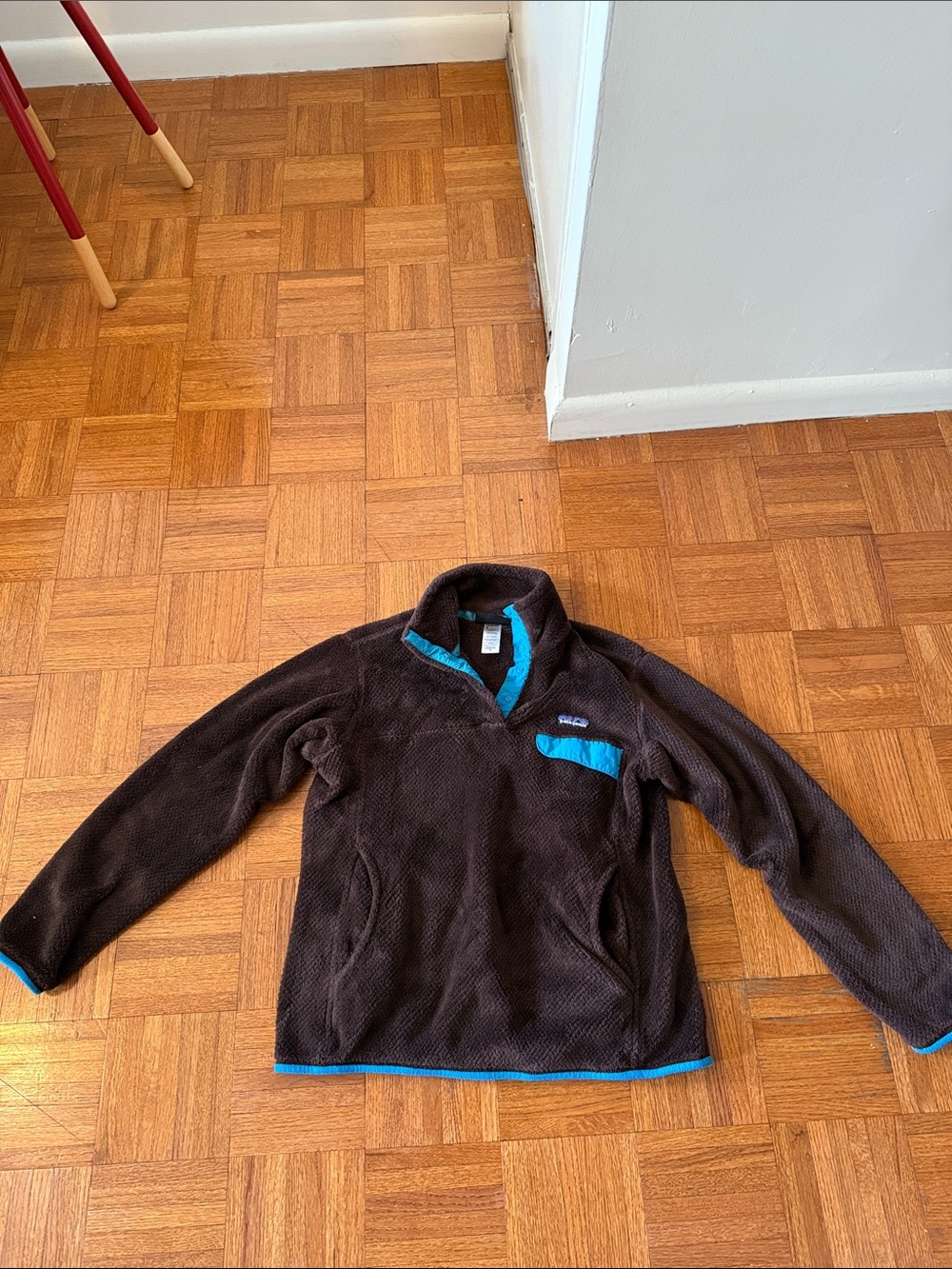 Patagonia Brown Snap Pullover with Turquoise Accents